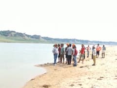 Etawah News: चंबल नदी के किनारे गई छात्रा को मगरमच्छ ने बनाया शिकार, पिछले एक माह में हुई दूसरी मौत