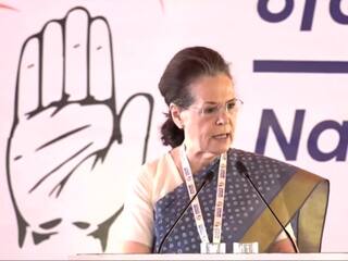 Sonia Gandhi announces Rally from Kanyakumari to Kashmir on October 2 Sonia Gandhi : கன்னியாகுமரி முதல் காஷ்மீர் வரை பேரணி நடைபெறும் :  காங்கிரஸ் காரியக்கமிட்டி கூட்டத்தில் சோனியா காந்தி அறிவிப்பு