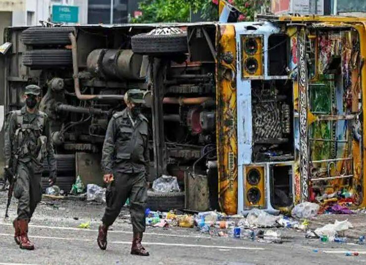 Sri Lanka Crisis which is facing economic crisis is also suffering injury in the tourism industry know what is the situation of the country at this time Sri Lanka Crisis: पैसे-पैसे को मोहताज श्रीलंका की टूरिज्म इंडस्ट्री बेहाल, होटल वीरान, नहीं आ रहे विदेशी मेहमान