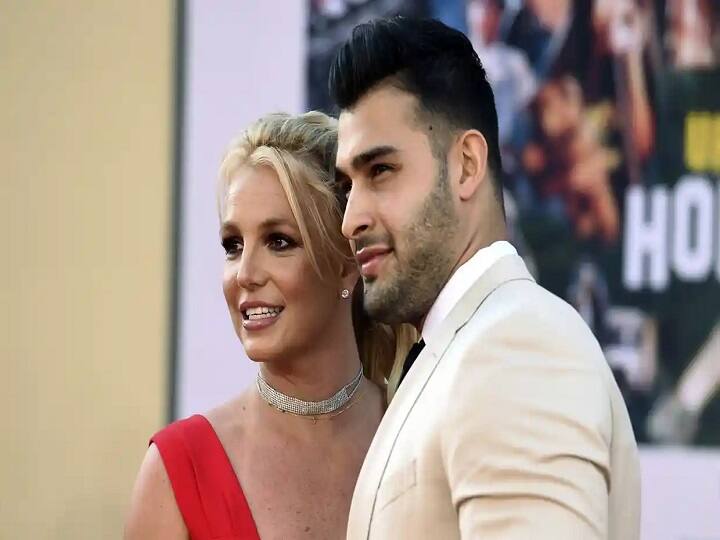 Britney Spears announces heartbreaking miscarriage news: We have lost our miracle baby Britney Spears: ''கரு கலைந்துவிட்டது.. இது துயரமான காலம்..'' உருக்கமாக பதிவிட்ட பிரிட்னி ஸ்பியர்ஸ்!!