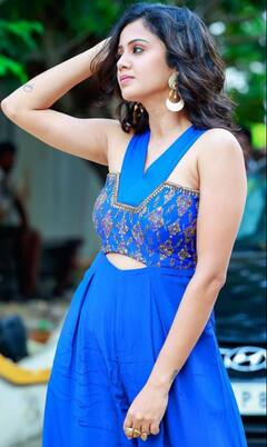 Anjana: வாராயோ வாராயோ காதல்கொள்ள பூவோடு.. அஞ்சனாவின் லேட்டஸ்ட் க்ளிக்ஸ் !