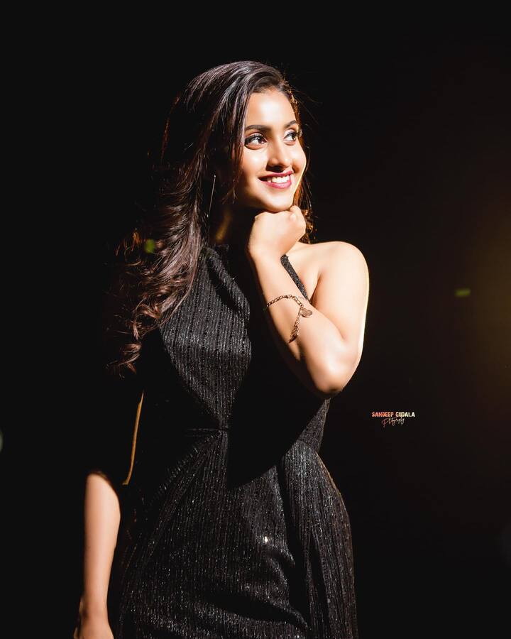దీపికా పిల్లి లేటెస్ట్ ఫోటోలు -Image Credit: Deepika Pilli/Instagram