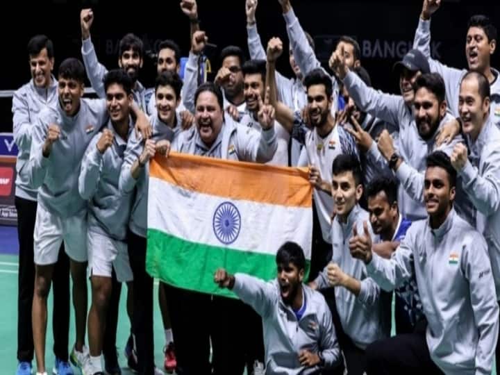 India Wins Thomas Cup 2022: வரலாற்று சாதனை படைத்தது இந்திய பேட்மிண்டன் அணி.. முதல்முறை தாமஸ் கோப்பை வென்று சாதனை..