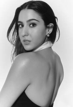 ਸਾਰਾ ਅਲੀ ਖਾਨ ਦਾ ਰੈਟਰੋ ਲੁੱਕ, ਵੇਖੋ ਬਲੈਕ ਐਂਡ ਵ੍ਹਾਇਟ ਤਸਵੀਰਾਂ