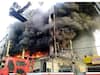 Fire Safety Tips: गर्मियों में आखिर क्यों बढ़ जाती हैं आग लगने की घटनाएं? इन उपाय के साथ रोकें हादसे