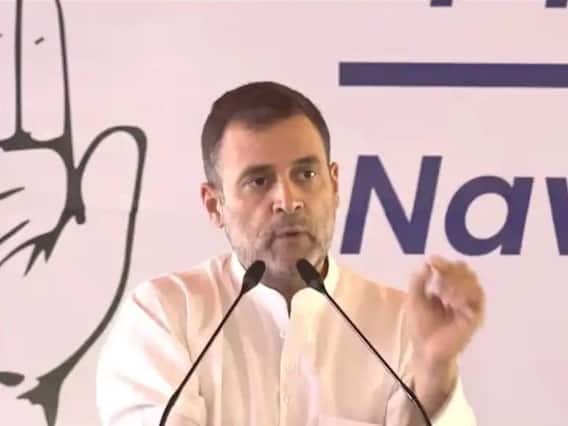 Rahul Gandhi in Chintan Shivir: काँग्रेसमध्ये प्रत्येकाला बोलण्याचा अधिकार, भाजप-आरएसएसमध्ये तसे नाही: राहुल गांधी Rahul Gandhi in Chintan Shivir: काँग्रेसमध्ये प्रत्येकाला बोलण्याचा अधिकार, भाजप-आरएसएसमध्ये तसे नाही: राहुल गांधी