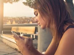 Mental Health: ఫోన్‌తో అధిక సమయం గడుపుతున్నారా? ఈ వయసు వారిలో ఆత్మహత్యా ఆలోచనలు కలిగే అవకాశం