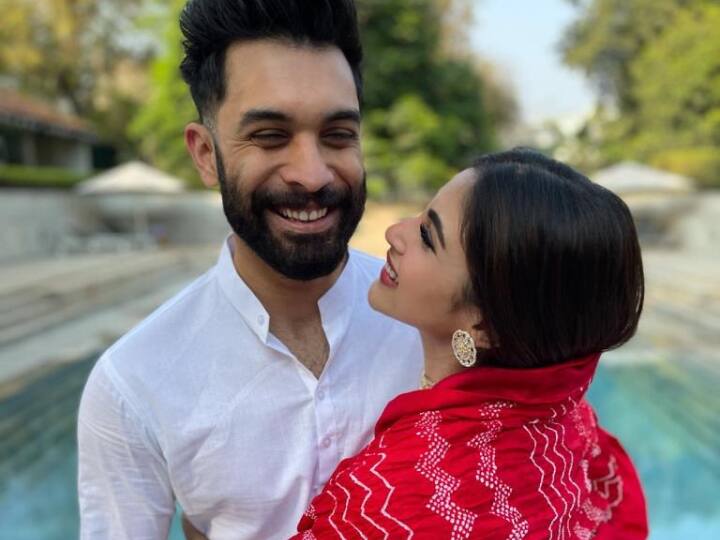 Suraj Nambiar Remembers How He Couldn't Take His Eyes Off Mouni Roy Suraj Nambiar Remembers How He Couldn't Take His Eyes Off Mouni Roy Suraj Nambiar Remembers How He Couldn't Take His Eyes Off Mouni Roy