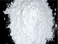 Health Benefits of Limestone: चूने में छिपा सेहत का खजाना, बस एक चुटकी खाने से ही शरीर में आएगी फुर्ती