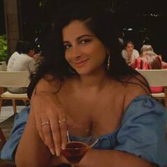 Photos: पूल में सुकून से आहें भरती दिखीं Rhea kapoor, मालदीव में छुट्टियां मना रही हैं सोनम की बहना