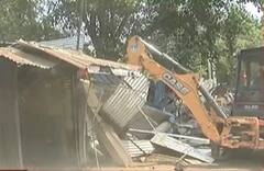 Mohali ਦੇ ਫੇਜ਼-1 'ਚ ਚੱਲਿਆ ਬੁਲਡੋਜ਼ਰ, ਲੋਕਾਂ ਦਾ AAP ਸਰਕਾਰ ਖਿਲਾਫ਼ ਗੁੱਸਾ