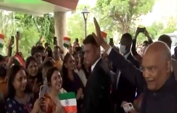 4 ਦਿਨਾ ਜਮੈਕਾ ਦੌਰੇ 'ਤੇ ਰਾਸ਼ਟਰਪਤੀ ਰਾਮਨਾਥ ਕੋਵਿੰਦ, 21 ਤੋਪਾਂ ਦੀ ਸਲਾਮੀ ਨਾਲ ਸਵਾਗਤ