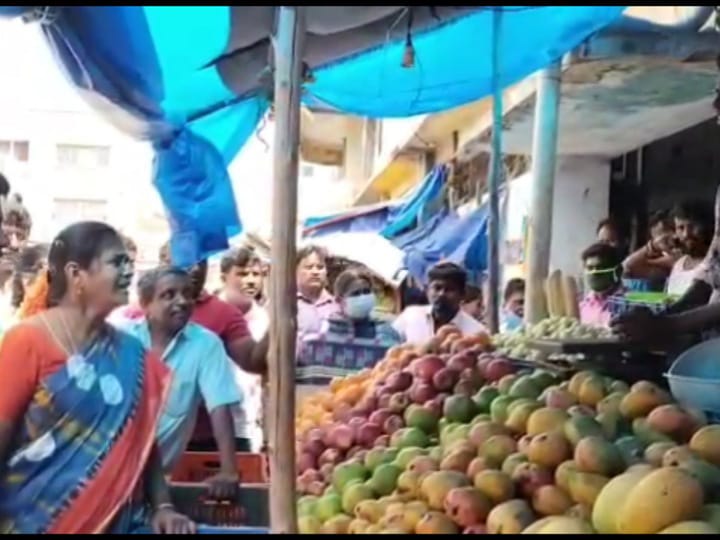 பேருந்து நிலையத்தில் திடீர் ஆய்வு செய்த கரூர் மேயர்! அலறிய கடை உரிமையாளர்கள்! காரணம் என்ன?