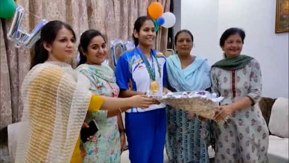 Deaflympics 2022 : ব্যাডমিন্টনে সোনার ইতিহাস, বধিরদের অলিম্পিকসে সোনা জয় ভারতের শ্রেয়ার।Bangla News