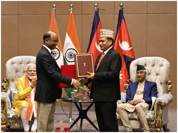 PM Modi Nepal Visit: PM Modi holds bilateral meeting with the Prime Minister of Nepal, these six agreements were signed PM Modi Nepal Visit: पीएम मोदी ने नेपाल के प्रधानमंत्री के साथ की द्विपक्षीय बैठक, इन छह करारों पर हुए हस्ताक्षर