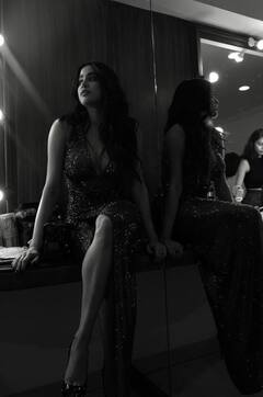 ਜਾਨ੍ਹਵੀ ਕਪੂਰ ਨੇ ਇਕ ਵਾਰ ਫਿਰ ਵਧਾਇਆ ਇੰਟਰਨੈੱਟ ਦਾ ਪਾਰਾ, ਵੇਖੋ ਸ਼ਾਨਦਾਰ ਤਸਵੀਰਾਂ