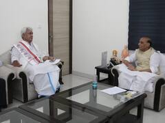 Jammu Kashmir News: जम्मू-कश्मीर के एलजी मनोज सिन्हा ने की राजनाथ सिंह से मुलाकात, अमरनाथ यात्रा के लिए मांगी मदद