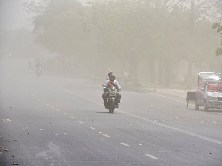 Dust Storm Thunderstorm Today in Delhi Temperature Down for 3-4 days IMD Weather Update Delhi To Get Relief From Heatwave, Thunderstorm Forecast. Check IMD Prediction