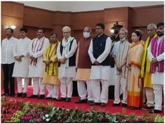 Tripura Cabinet Expansion: बीजेपी के 9 और आईपीएफटी के दो विधायकों ने ली मंत्री पद की शपथ, यहां देखें मंत्रिमंडल लिस्ट