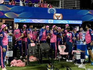 IPL 2022: राजस्थान की जीत से कितनी बदली प्वॉइंट्स टेबल, प्लेऑफ की रेस में कौन-कौन आगे