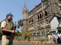 Bombay High Court ने यौन उत्पीड़न के आरोपी को दी जमानत, कहा- होठों को चूमना, प्यार से छूना अप्राकृतिक अपराध नहीं