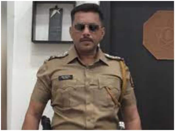 Mumbai police inspector Anoop Dange writes a letter to police commissioner on jitendra Navlani issue ann