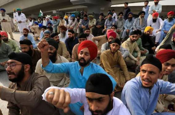 Pakistan 'ਚ 2 ਸਿੱਖਾਂ ਦੇ ਕਾਤਲ ਅਜੇ ਵੀ ਪੁਲਿਸ ਗ੍ਰਿਫ਼ਤ ਤੋਂ ਬਾਹਰ, ਪਾਕਿ ਸਰਕਾਰ 'ਤੇ ਉੱਠ ਰਹੇ ਸਵਾਲ