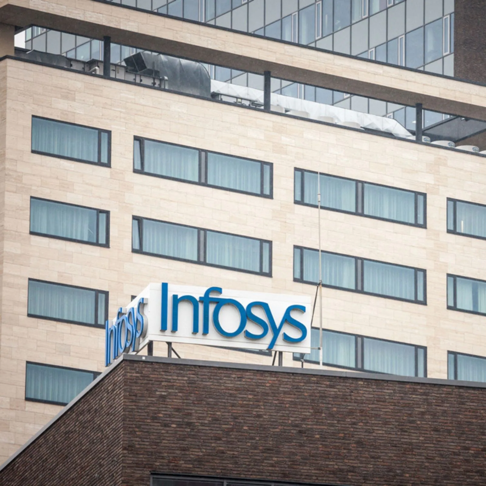 Infosys Share Buyback: ਇਨਫੋਸਿਸ ਦਾ ਸ਼ੇਅਰ ਦੇ ਰਿਹੈ 30 ਫ਼ੀਸਦ ਕਮਾਈ ਦਾ ਮੌਕਾ, ਜਾਣੋ ਕਿਵੇਂ