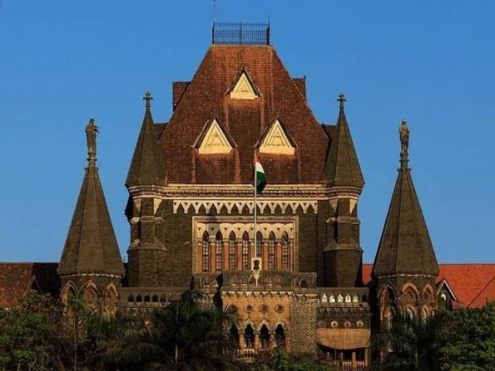 Kissing, fondling not unnatural offences, says Bombay HC ‘உதட்டில் முத்தமிடுவது இயற்கைக்கு மாறான குற்றமல்ல' - பாலியல் குற்ற வழக்கில் மும்பை உயர்நீதிமன்றம் சொன்னது என்ன?