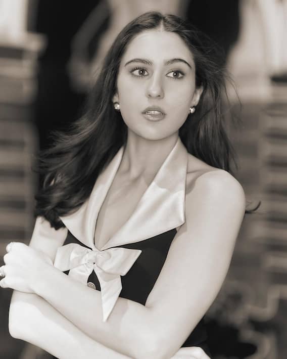 Sara Ali Khan Is Getting A Lot Of Attention In Her Monochrome Pictures - SEE PICS