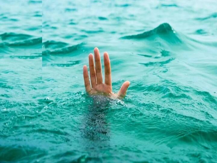 MP और Chhattisgarh में डूबने से सगे भाईयों समेत 4 लोगों की मौत, पुलिस कर रही है जांच Four people including real brothers died due to drowning in Madhya Pradesh and Chhattisgarh MP और Chhattisgarh में डूबने से सगे भाईयों समेत 4 लोगों की मौत, पुलिस कर रही है जांच