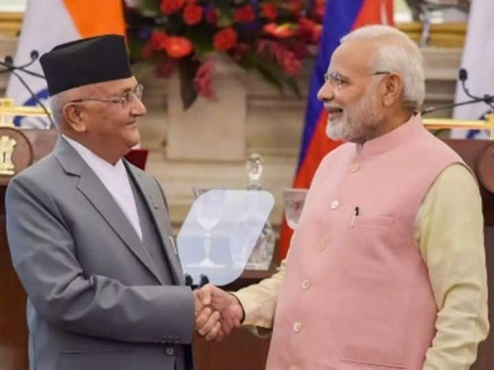 PM Modi Got Gifts: पिछले एक साल में पीएम मोदी को विदेशों से मिले 30 से ज्यादा यादगार तोहफे, 'कंबल-दरी-स्वेटर-टोपी' ये है लिस्ट