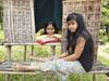 Love Huts: தனியா போய்க்கோ! வேண்டியவரை புடிச்சிக்கோ! - மகள்களுக்கு காதல் குடிசை கட்டிக்கொடுக்கும் பெற்றோர்கள்!