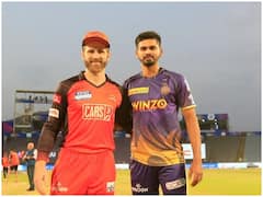 IPL 2022: 64 मैच के बाद भी सिर्फ एक टीम को मिला है प्लेऑफ का टिकट, जानिए कैसे KKR और SRH भी टॉप 4 में बना सकते हैं जगह