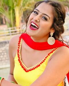 Yamini Singh Birthday: इस भोजपुरी हसीना ने इंजीनियरिंग छोड़ रखा फिल्मों में कदम, एक्ट्रेस की खूबसूरती और फिटनेस के दीवाने हैं फैन्स