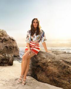 Actress Pregnancy : शूटिंगदरम्यान प्रेग्नंट होत्या 'या' बॉलिवूड अभिनेत्री, यादीत अनेक मोठ्या नावांचा समावेश