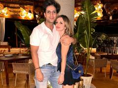 Sussane Khan ने ब्वॉयफ्रेंड के साथ शेयर की ये कोज़ी तस्वीर, कैप्शन में लिखा कुछ खास