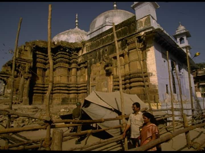 Gyanvapi Mosque Case: Secure Shivling Area But Allow Namaz Inside Masjid, Says SC Gyanvapi Mosque Case: Secure Shivling Area But Allow Namaz Inside Masjid, Says SC