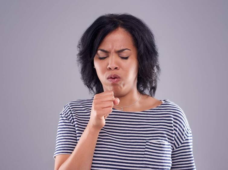 follow these home remedy in dry cough problems Health Tips: ડ્રાય કફની સમસ્યા  શું છે, કયાં કારણે થાય છે, ઉપાય માટે અપનાવો આ સરળ ઘરેલુ નુસખો