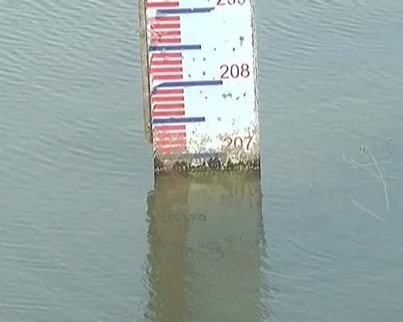 વડોદરામાં આજવા સરોવરમાં પાણીનો જથ્થો ઘટતા મનપા માટે ચિંતાનો વિષય