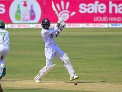 Vishwa Fernando: தலையை பதம்பார்த்த பந்து... மூளை அதிர்ச்சியால் மருத்துவமனையில் அனுமதிக்கப்பட்ட பந்துவீச்சாளர்..