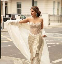 ਲੰਡਨ ਦੀਆਂ ਸੜਕਾਂ 'ਤੇ ਆਪਣੀਆਂ ਅਦਾਵਾਂ ਬਿਖੇਰਦੀ ਦਿਖਾਈ ਦਿੱਤੀ ਹਿਨਾ ਖਾਨ