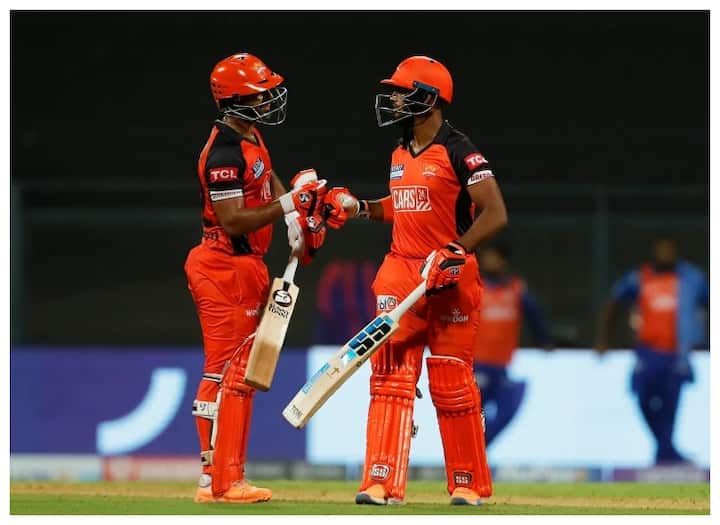 SRH vs MI: Explosive innings of Rahul and Pooran changed the course of the match Hyderabad set a target of 194 runs for Mumbai SRH vs MI: राहुल और पूरन की विस्फोटक पारियों ने बदला मैच का रुख, हैदराबाद ने मुंबई को दिया 194 रनों का लक्ष्य