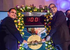 LIC Share Listing: শুরুতে লাভ পেল না লগ্নিকারীরা, ইস্যু প্রাইসের নিচে এলআইসির শেয়ার