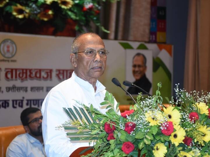 Chhattisgarh PWD Minister Tamradhwaj Sahu held review meeting in Raipur gave instructions to officers ANN Chhattisgarh: PWD मंत्री ताम्रध्वज साहू ने Raipur में ली समीक्षा बैठक, अधिकारियों को दिए ये सख्त निर्देश