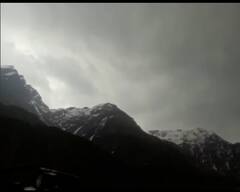 Kedarnath : নয়ানাভিরাম ! মেঘ-কুয়াশায় ঢাকা কেদারনাথ মন্দির, চলছে পুজো, দেখুন ছবি