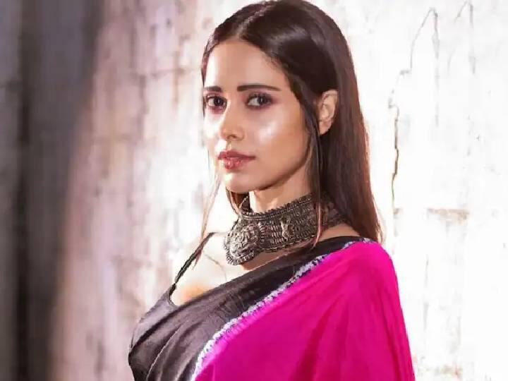 'किटी पार्टी' मालिकेतमधली तिची भूमिका अगदी छोटीशीच होती. तर, 'सेव्हन’ या मालिकेमध्ये ती मुख्य भूमिकेत झळकली होती. या मालिकेत ती एका ‘सुपर पॉवर गर्ल’च्या पात्रात दिसली होती.
