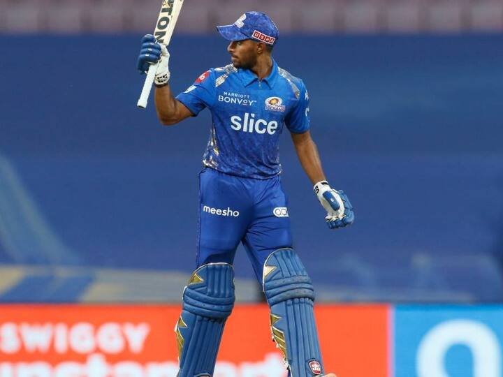 IPL 2022 Mumbai Indians Tilak varma performance in debut season highest score half century IPL 2022: मुंबई का 1.70 करोड़ का खिलाड़ी जिसने डेब्यू सीजन में बरसाए रन, उम्मीद से कहीं ज्यादा जबरदस्त प्रदर्शन