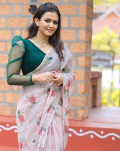 Actress Aparna Das: நடிகை அபர்ணா தாஸின் லேட்டஸ்ட் போட்டோஷூட்!