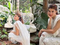 Photos: Jacqueline Fernandez ने सफ़ेद लिबास में फ्लॉन्ट किया देसी लुक, सादगी भरे अंदाज पर फैंस लुटा रहे प्यार